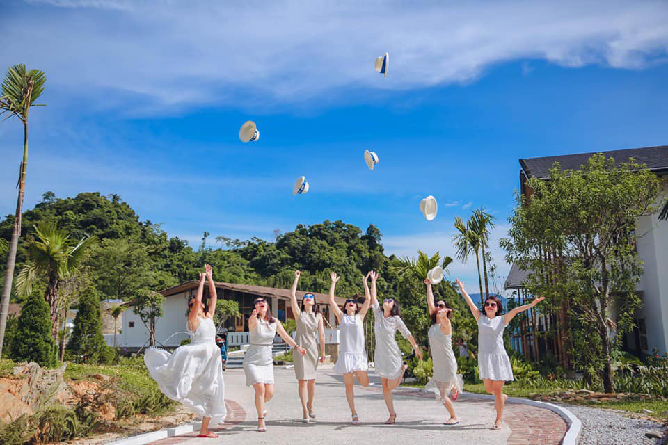 Tour trải nghiệm và gắn kết đội nhóm tại Bakhan Resort của Red Sun Tour trải nghiệm và gắn kết đội nhóm tại Bakhan Resort của Red Sun